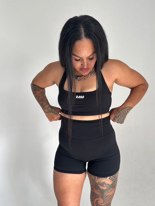 Essential Crop 🖤