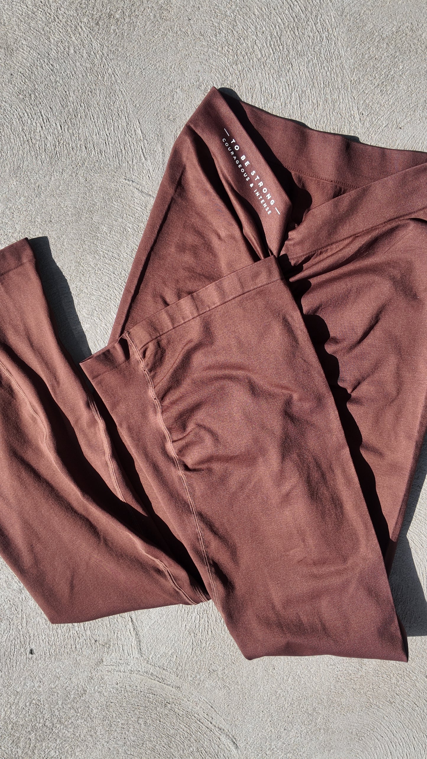 KAHA Chocolate Long V Back Scrunch Leggings